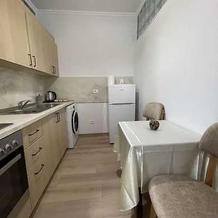 Finesse Komuna E Parisit