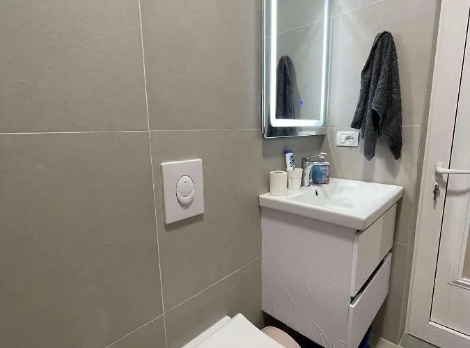 Apartamento Finesse Komuna E Parisit *